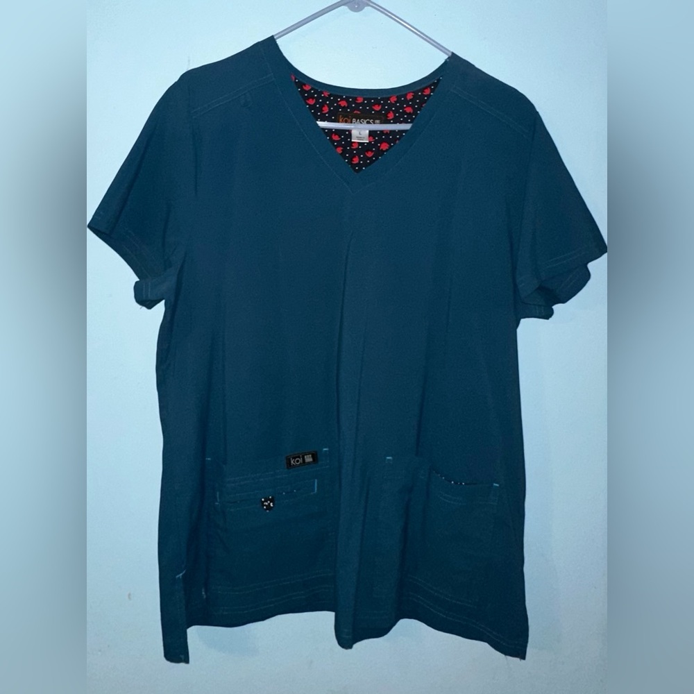 Koi Basics Blue Women’s Large Scrub Top